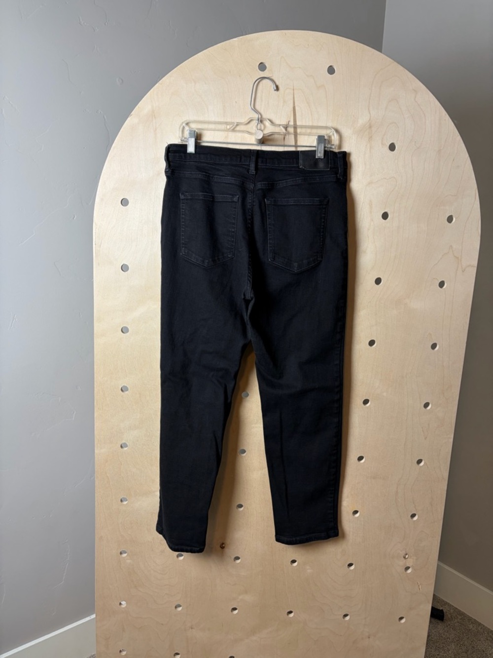 EVERLANE Women’s Authentic Stretch High-Rise Cigarette Jean Button Fly Black 32R - Picture 5 of 6